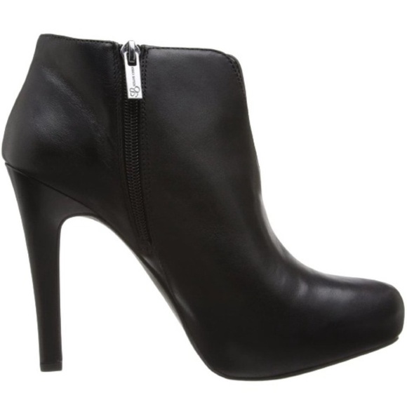 Sz 6.5 Jessica Simpson Black Ankle Bootie - Picture 2 of 7